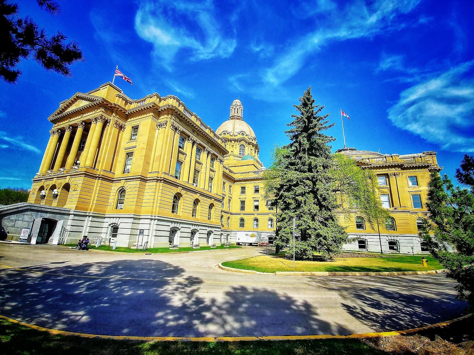 Alberta Legislature Building - Image 1