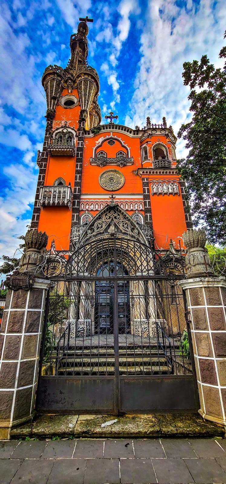 Iglesia Yurrita - Image 1