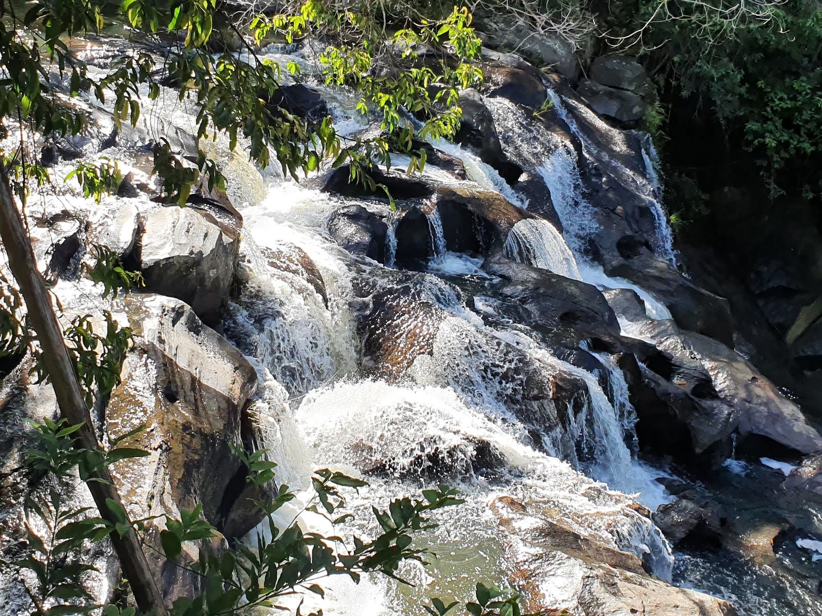 Cachoeira Meia Lua - Image 1