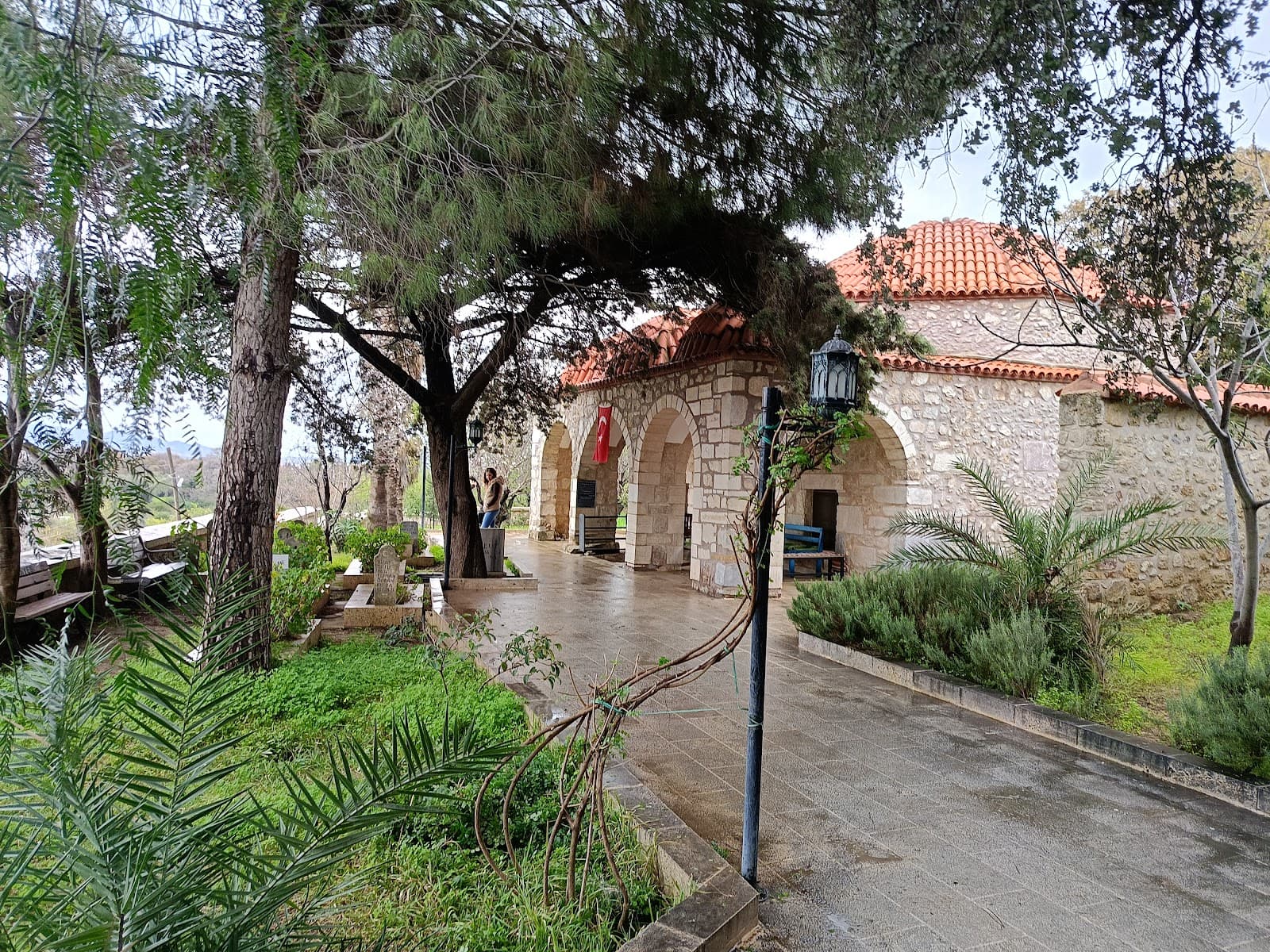 Hızırşah Mosque - Image 1