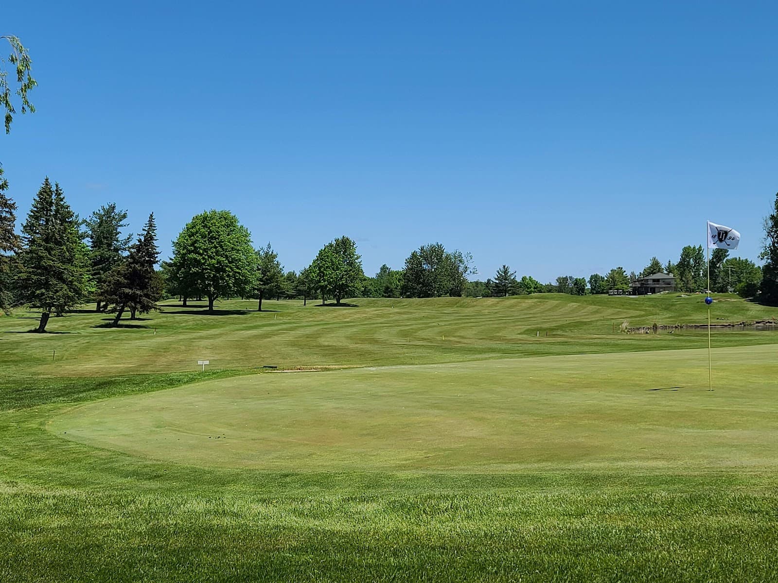 Thousand Islands Country Club - Image 1