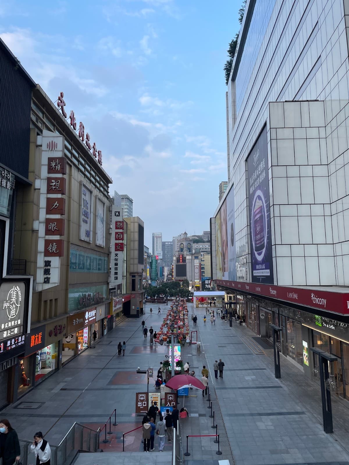 Chunxi Road Chengdu - Image 1