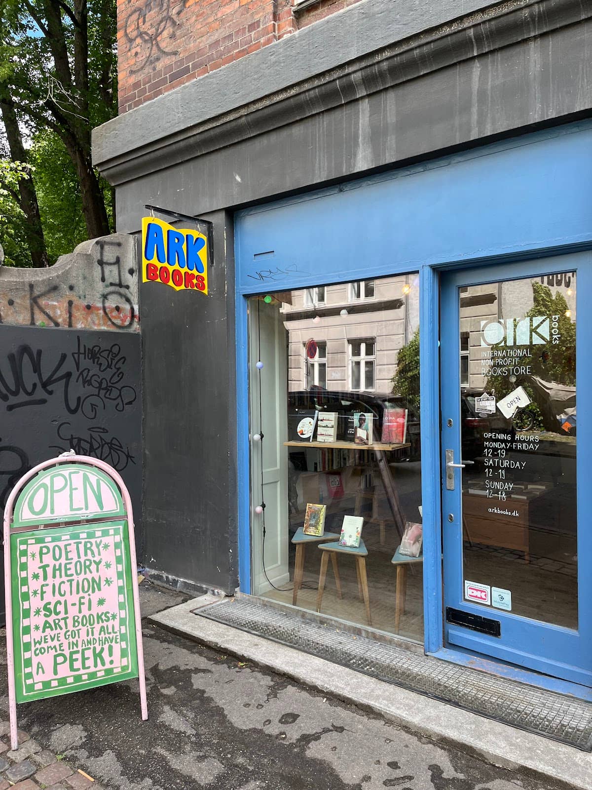 Knowledgeable Volunteer Staff