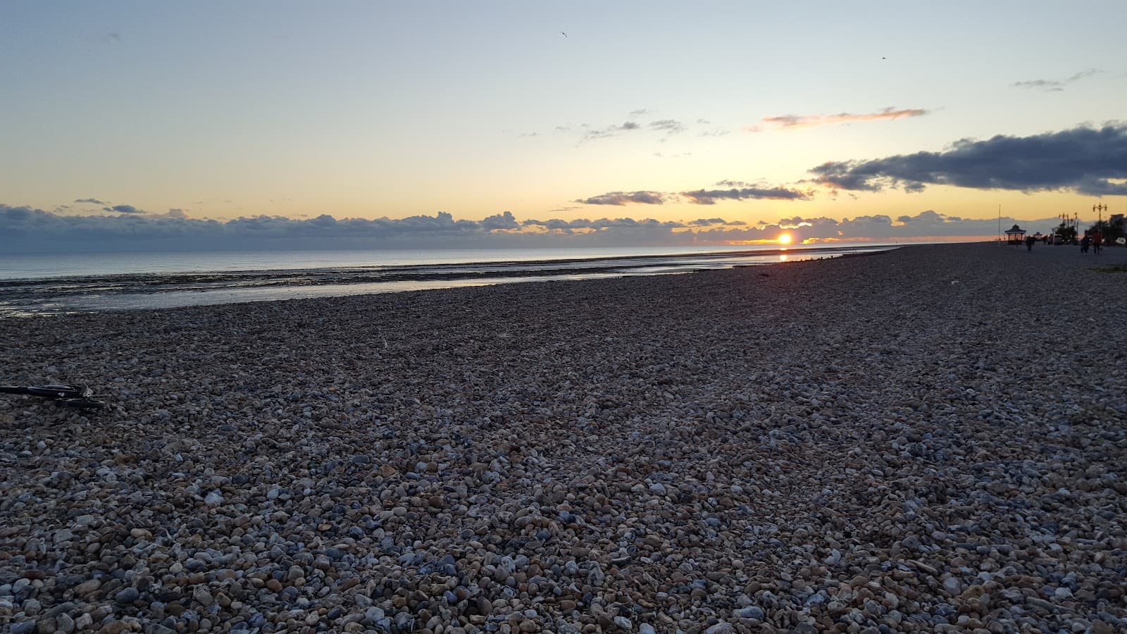 Worthing Seafront Promenade - Image 1