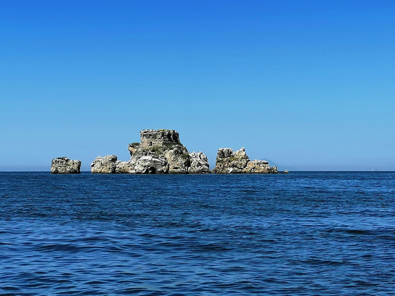 Scoglio di Rovigliano - Image 1