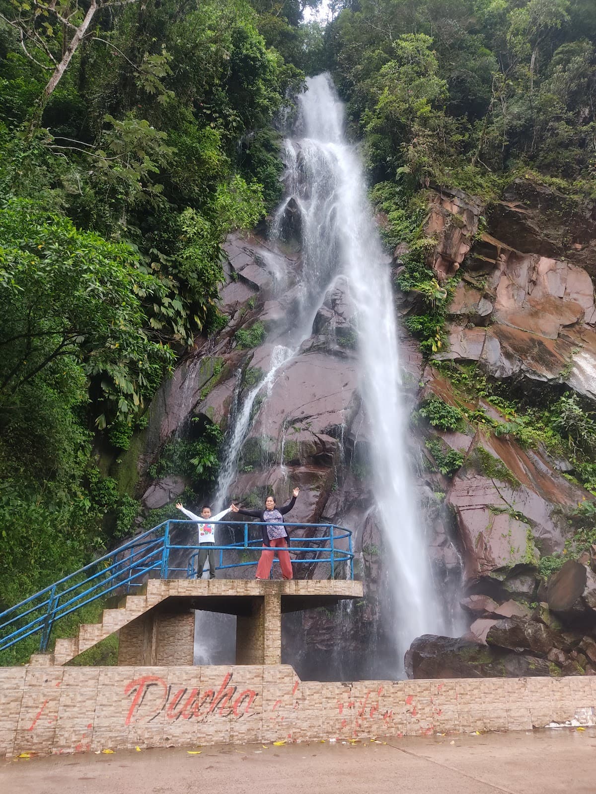 Catarata Ducha del Diablo (Aguaytía) - Image 1
