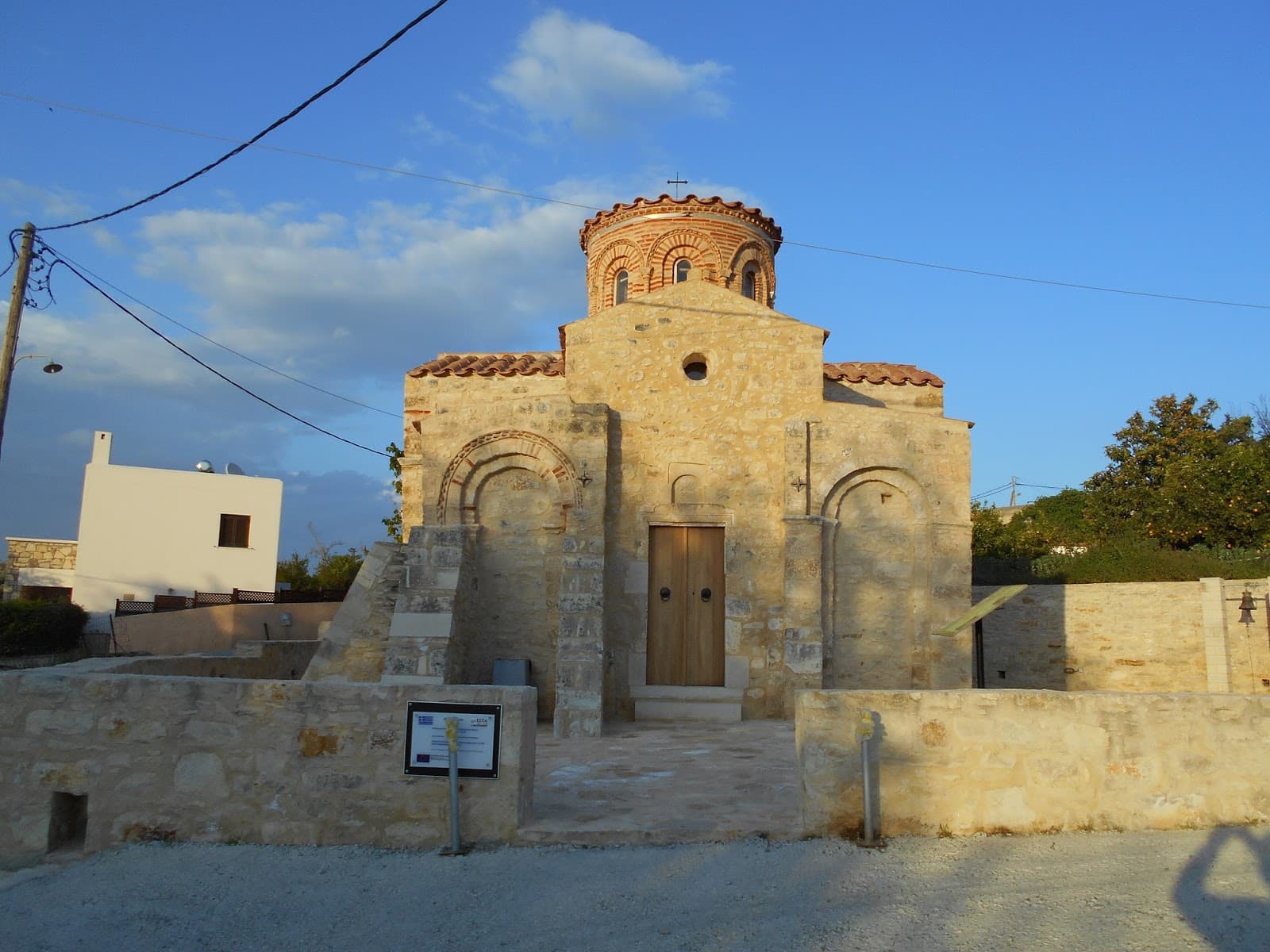 Agios Dimitrios Church (Platanias) - Image 1