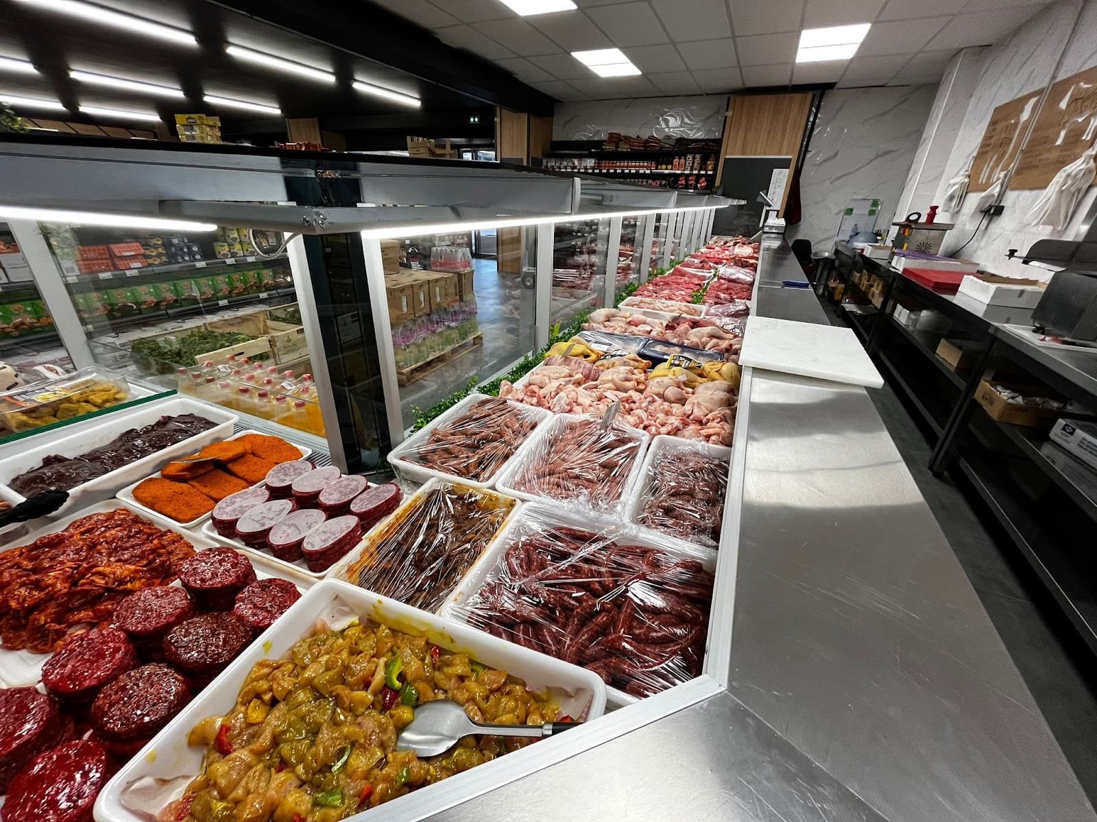 Autun Market - Image 1