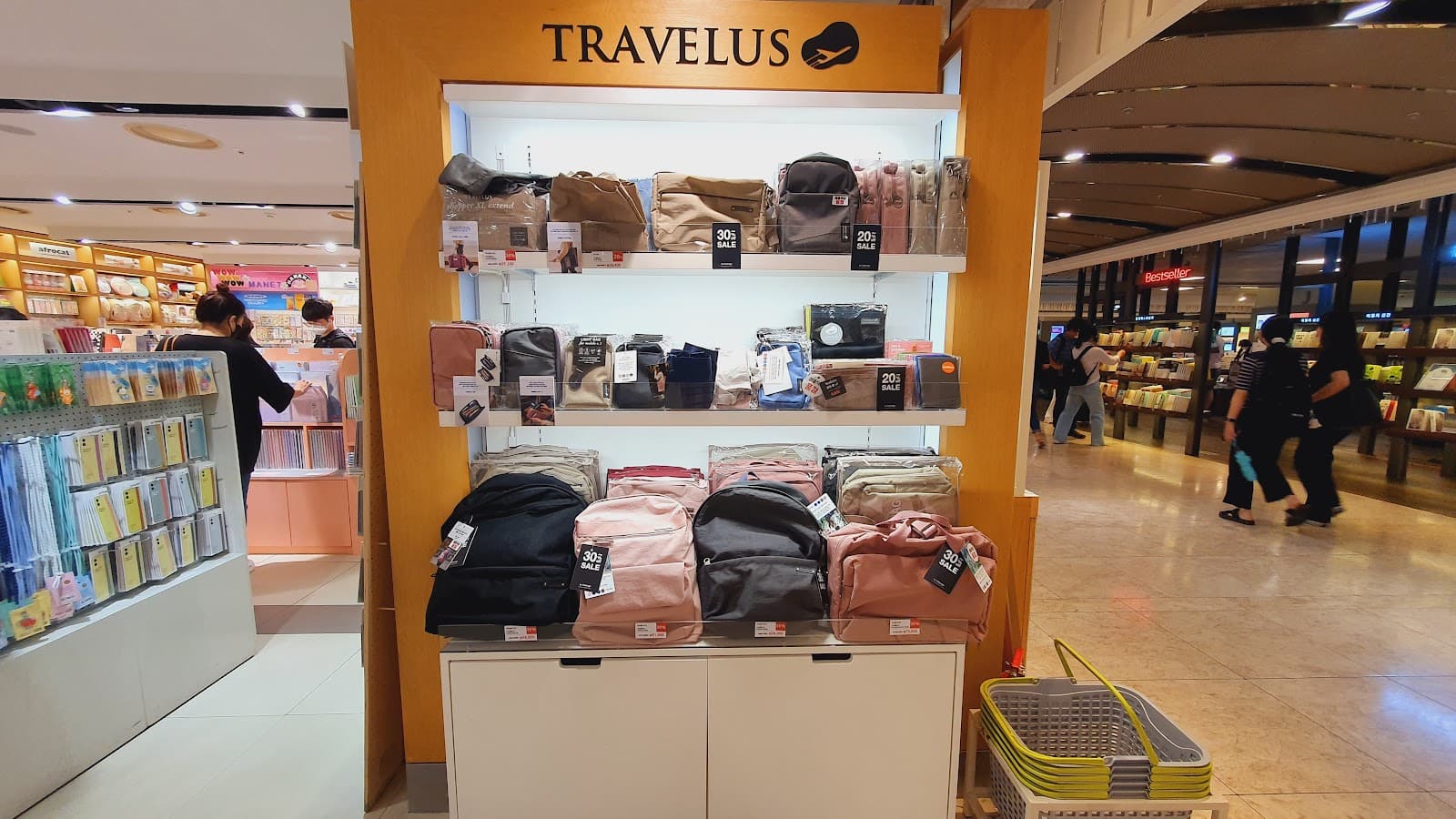 Insadong Stationery Shops - Image 1