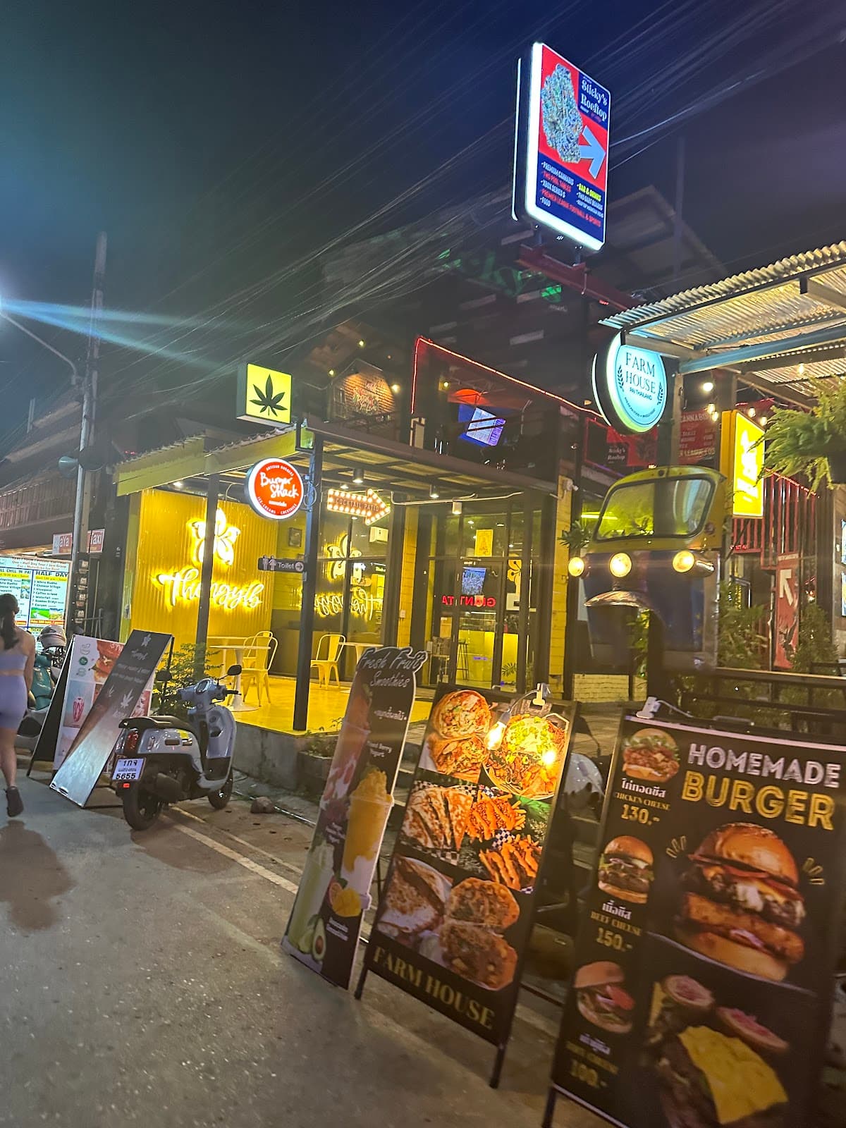 Pai Night Market Pai Thailand - Image 1