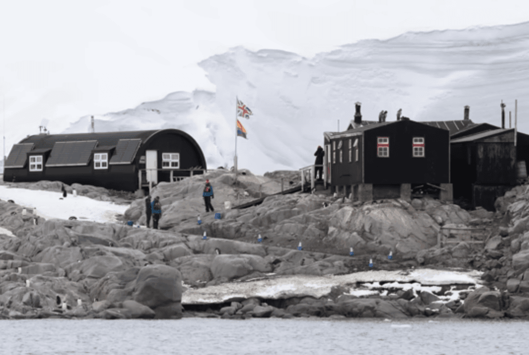 Port Lockroy Post Office - Image 1