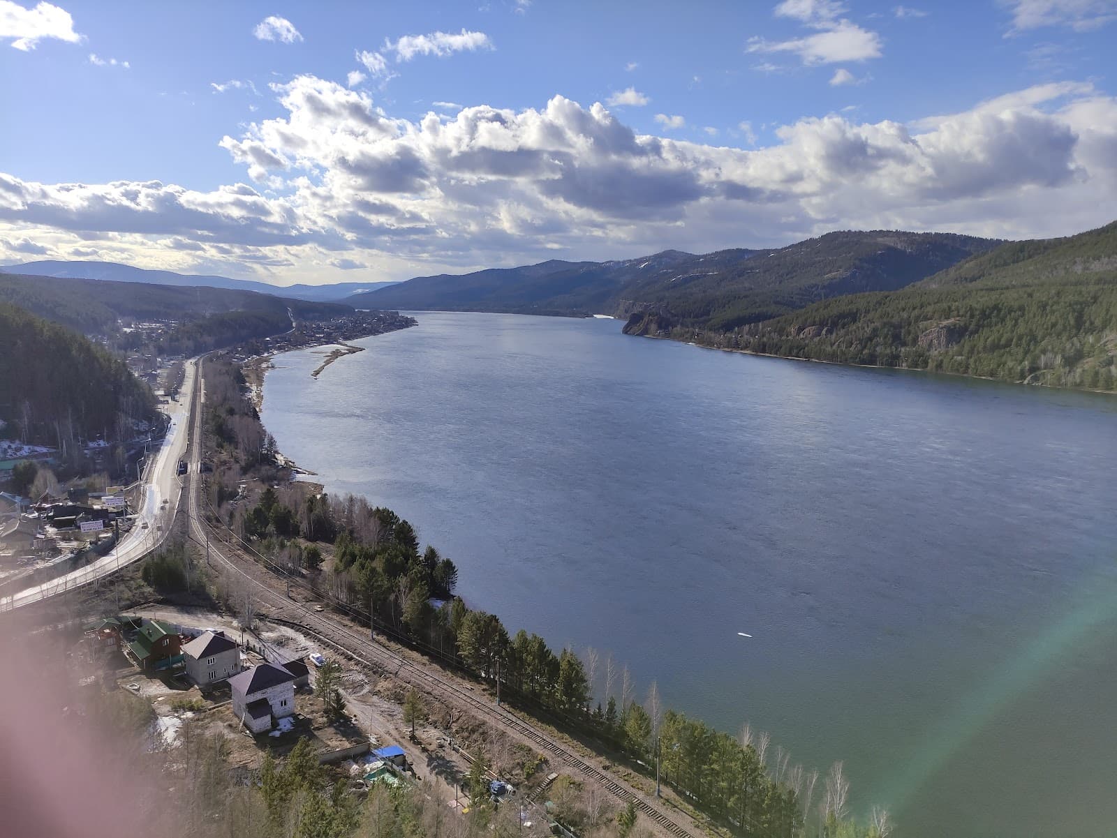 Tsar Fish Monument Ovsyanka - Image 1