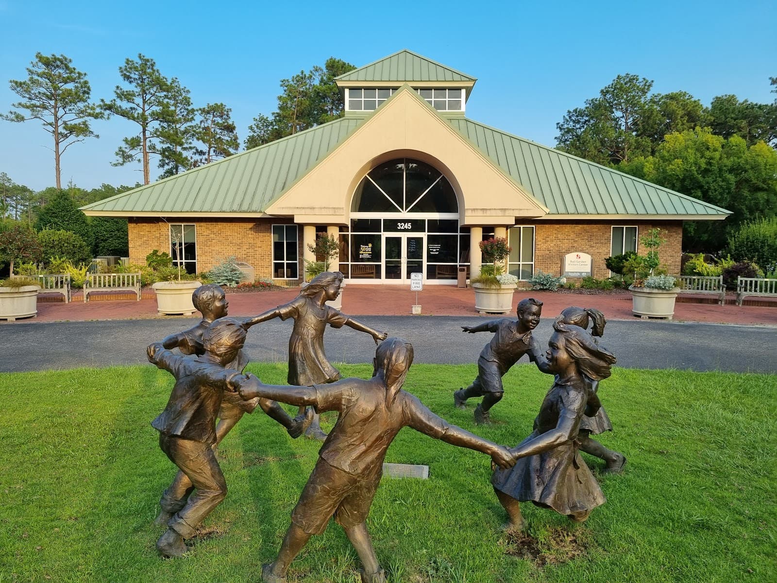 Sandhills Horticultural Gardens - Image 1