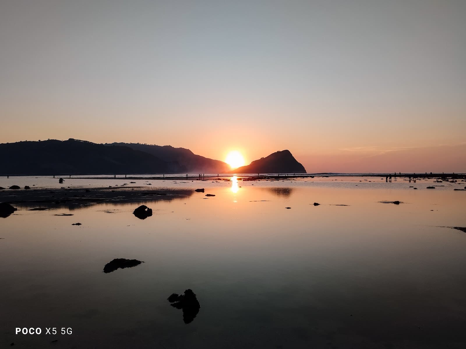 Are Guling Beach Lombok - Image 1
