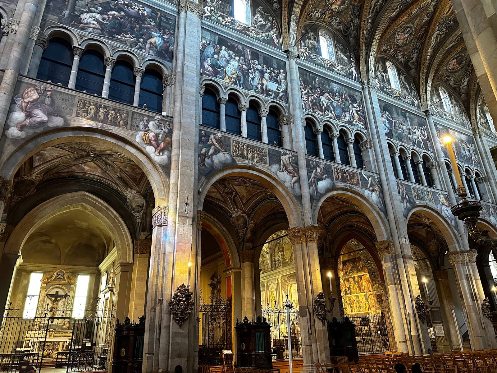 Piazza Duomo Atmosphere