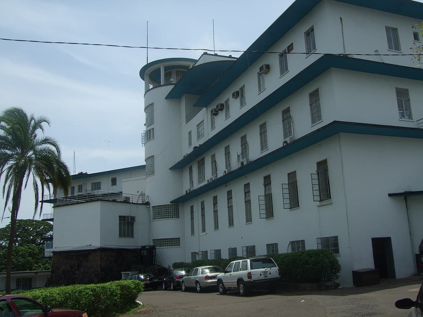 State House (exterior view) - Image 1