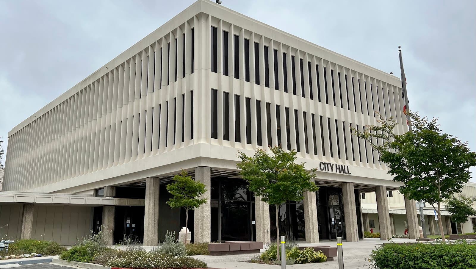 Torrance City Hall - Image 1