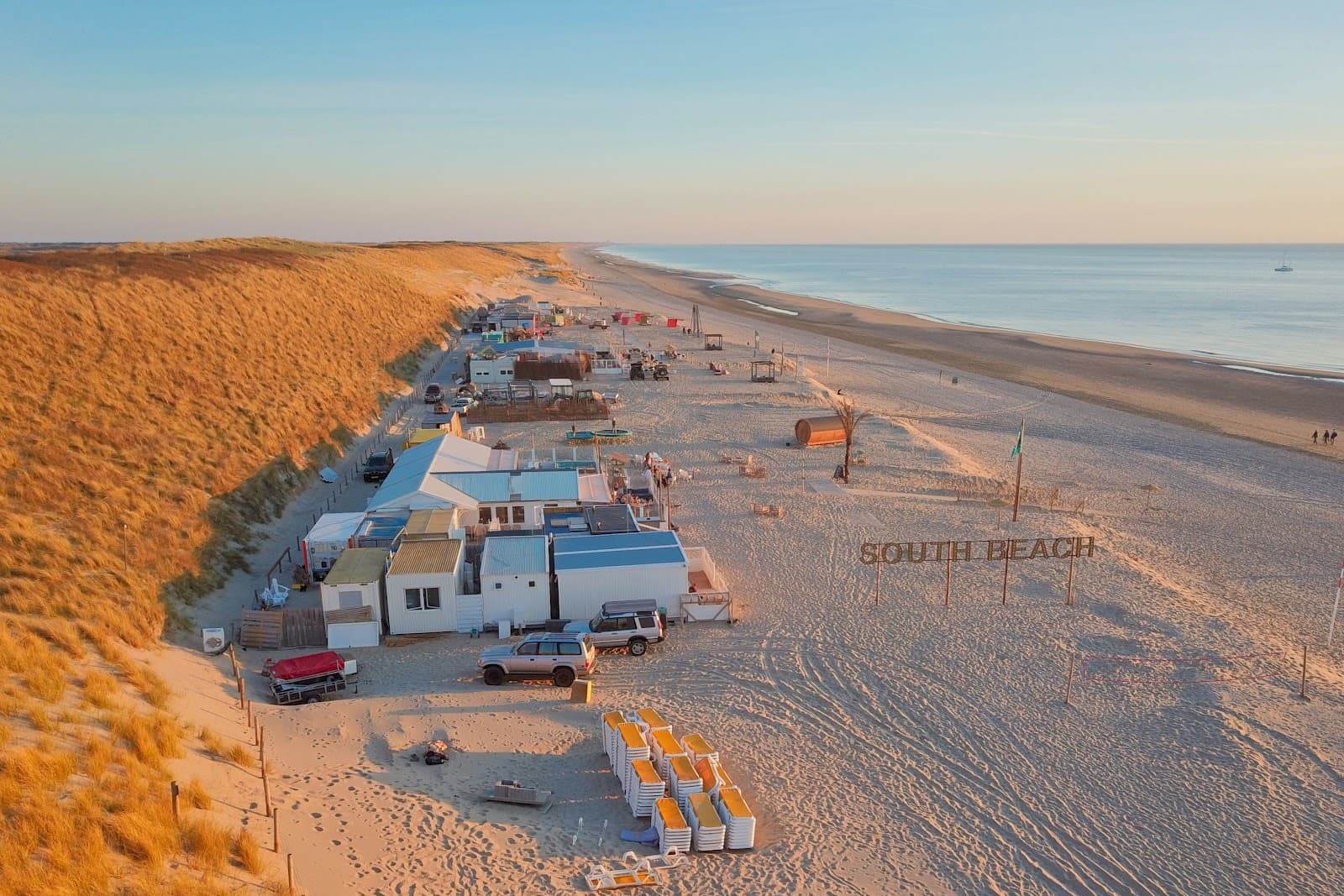 South Beach (Zuidstrand) - Image 1