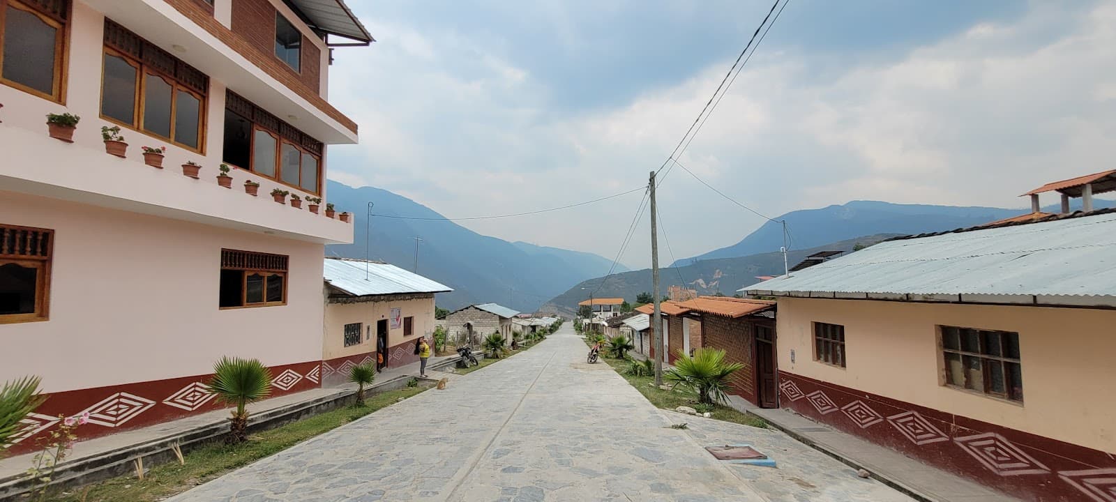 Tingo Nuevo - Image 1