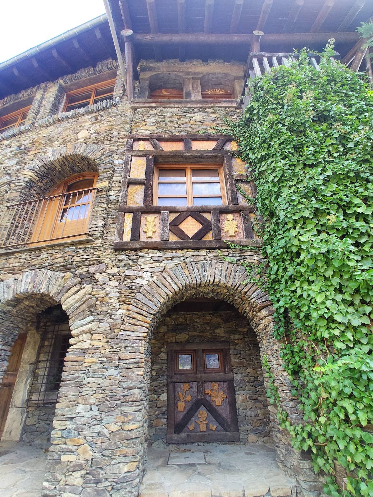 Vertical photo