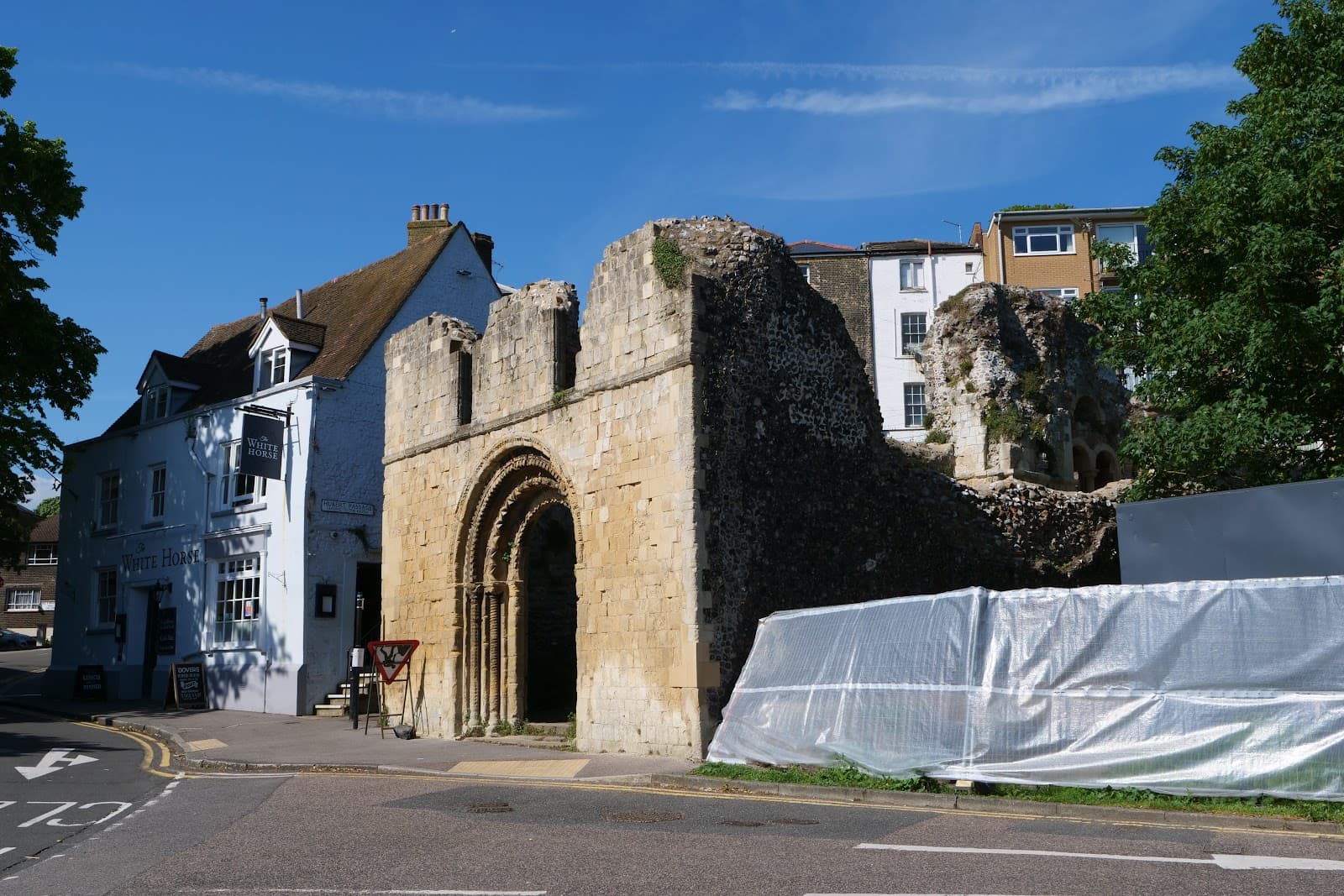 St James' Church Ruin - Image 1