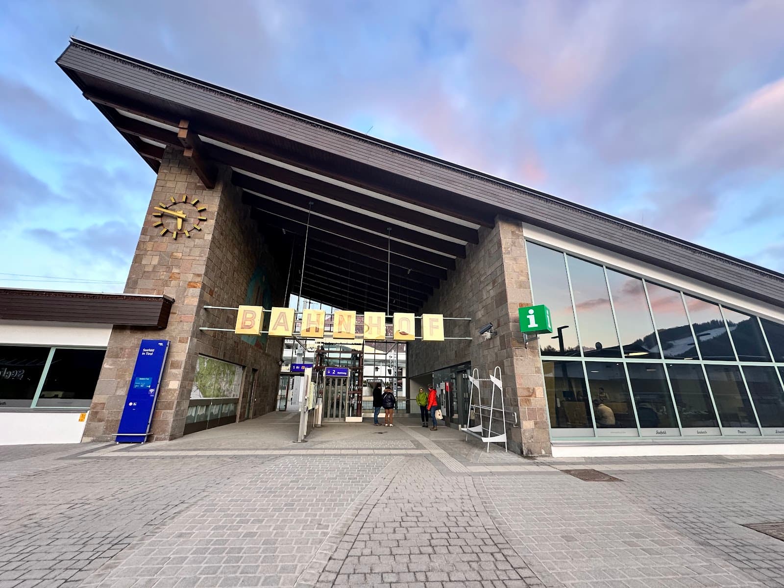 Seefeld Train Station (Karwendelbahn) - Image 1