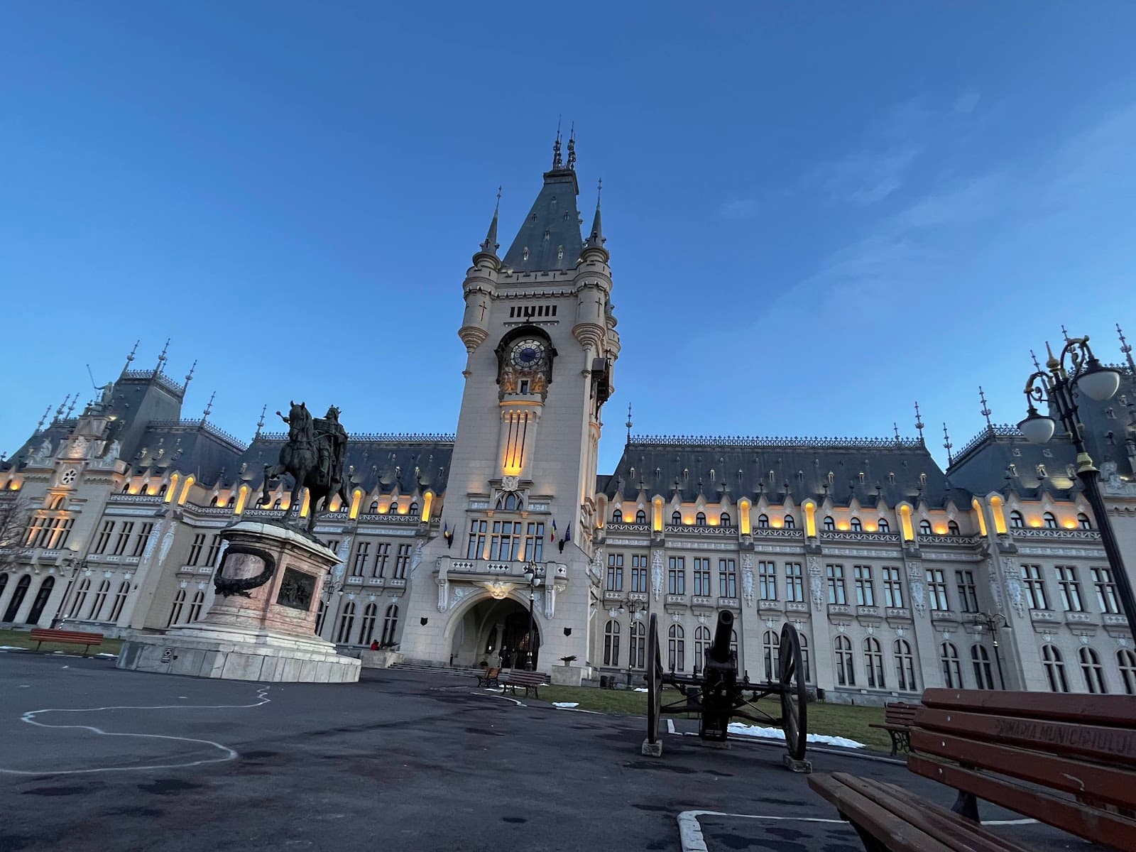 Palace of Culture - Image 1