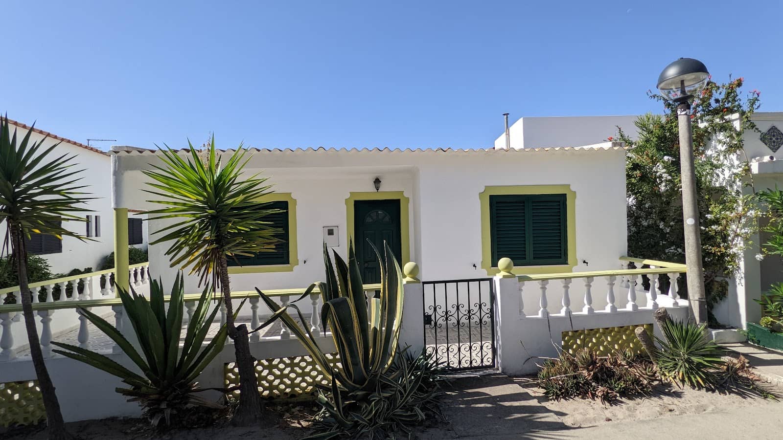 Island Village Charm