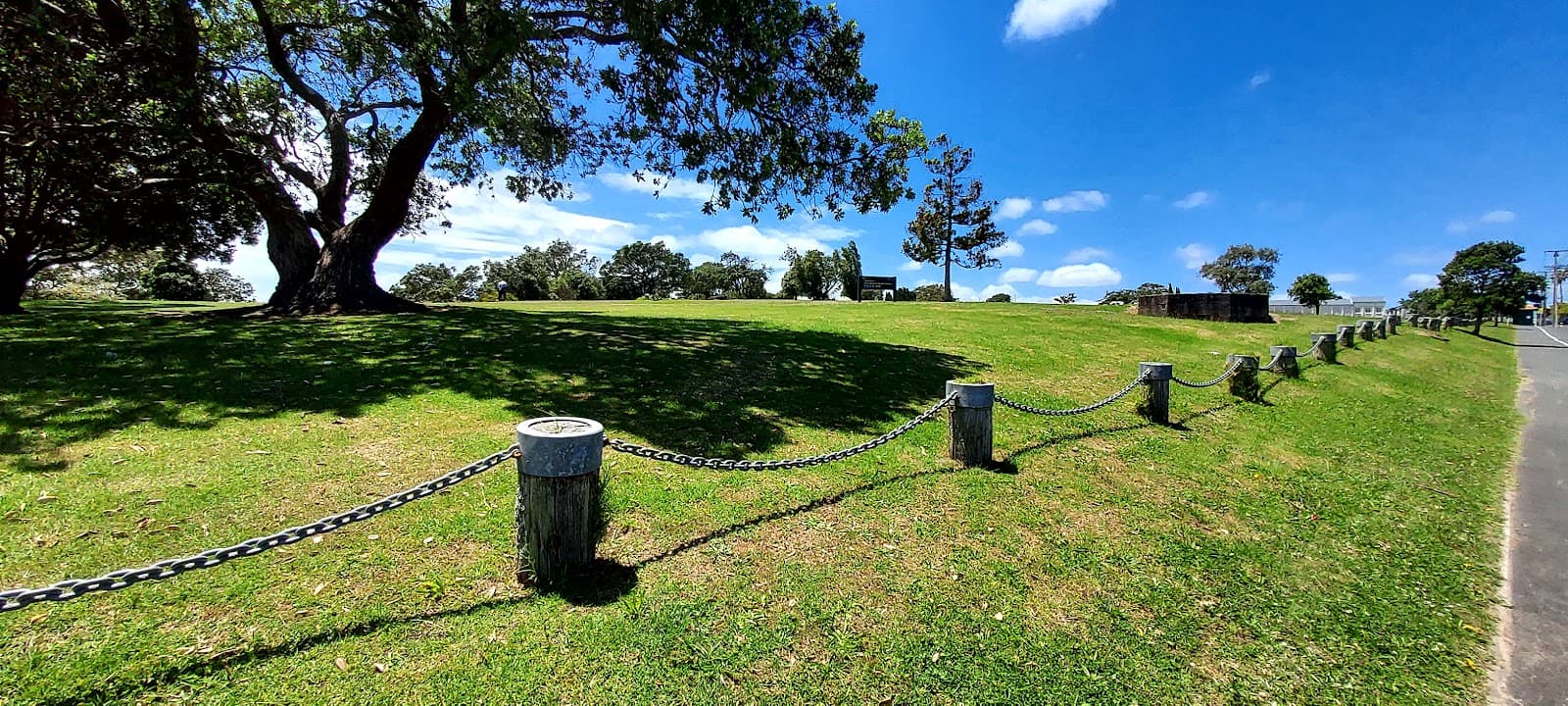 Fort Takapuna Historic Reserve (Te Uru Tapu) - Image 1