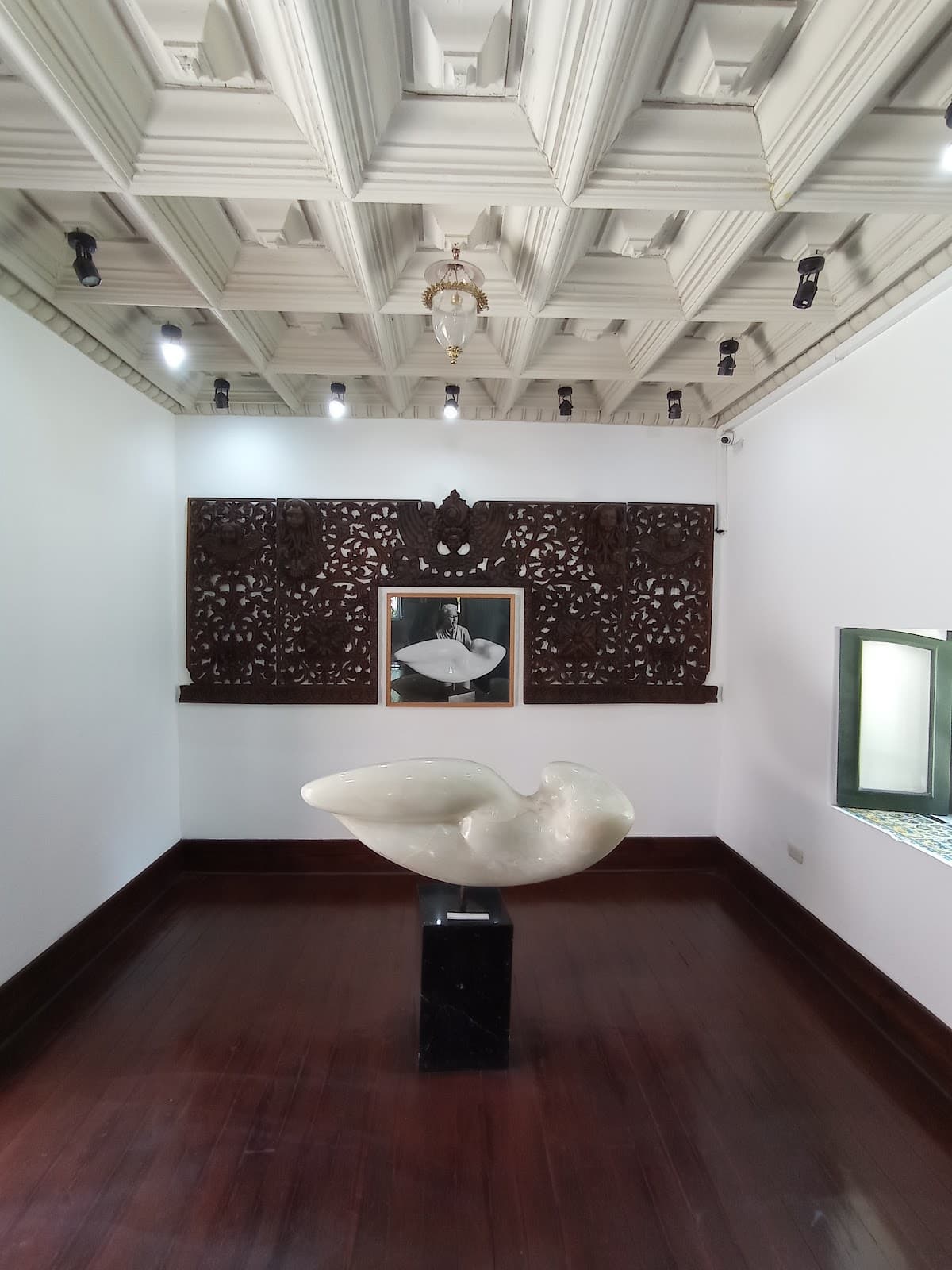 Marina Núñez del Prado Museum Lima - Image 1