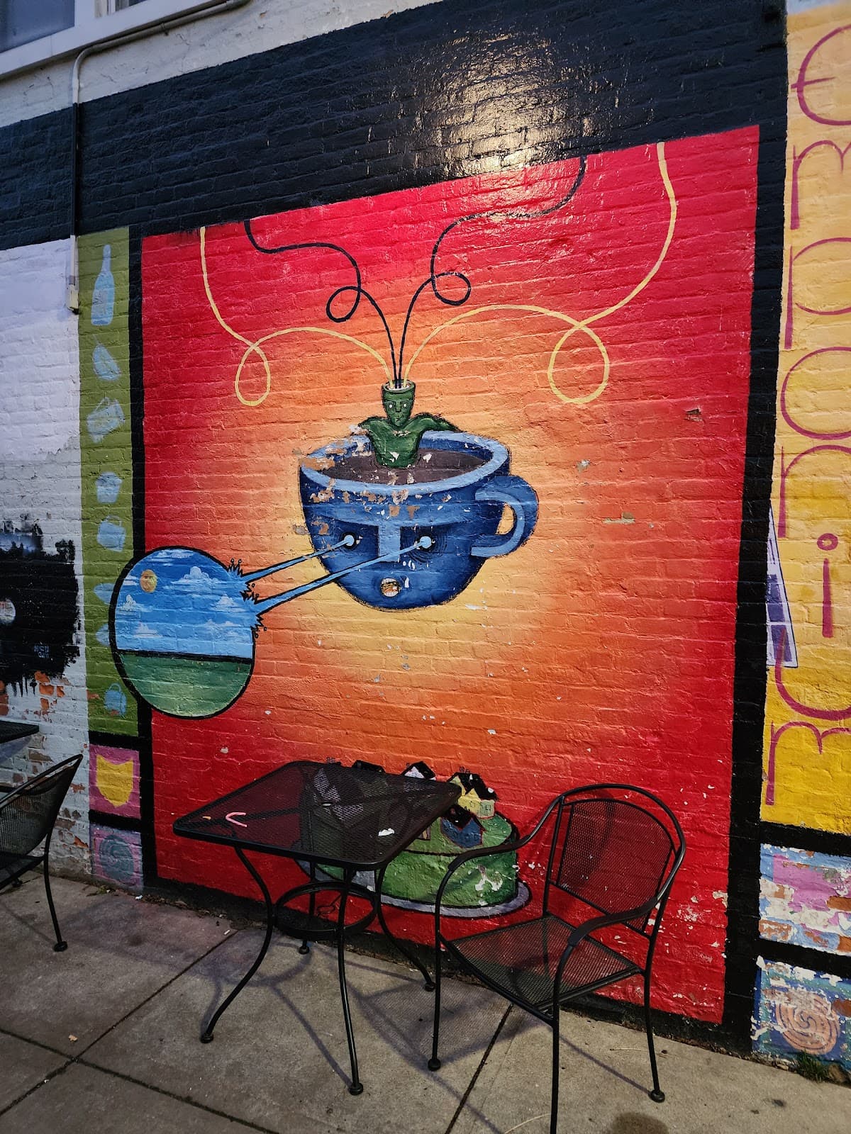 Kings Yard Courtyard - Image 1