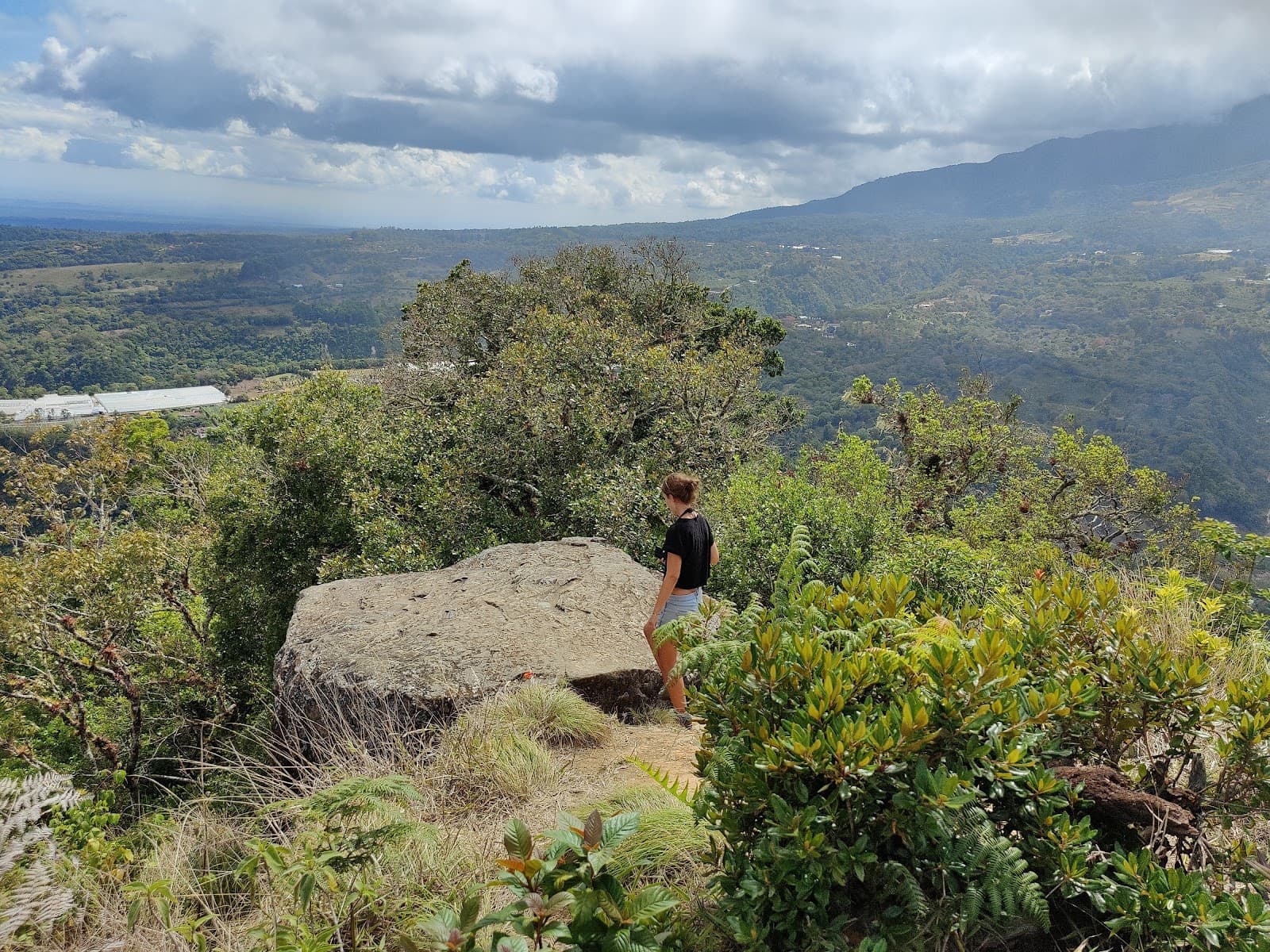 Piedra de Lino Trail - Image 1