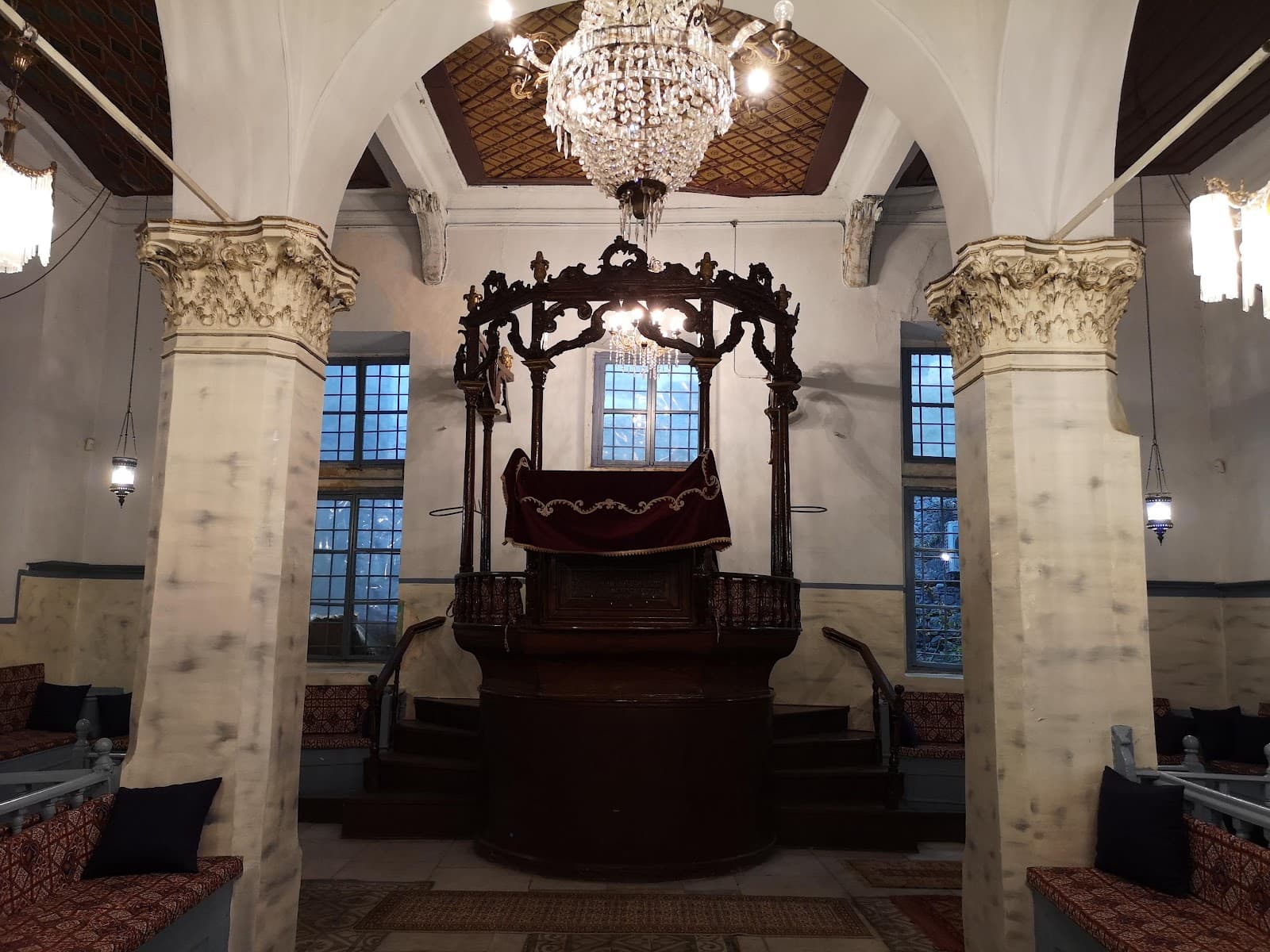 Shalom Synagogue - Image 1