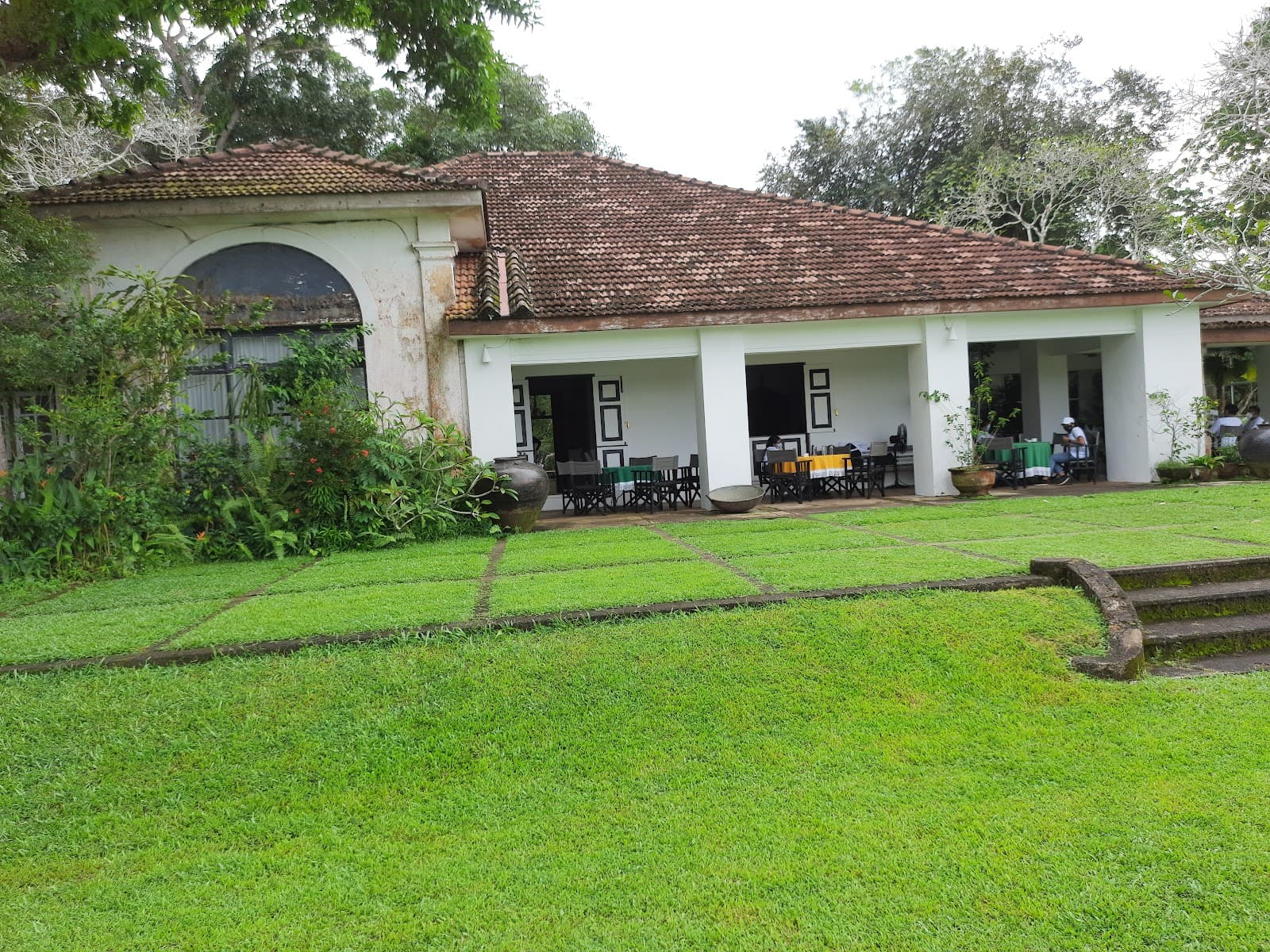 Lunuganga Estate by Geoffrey Bawa - Image 1