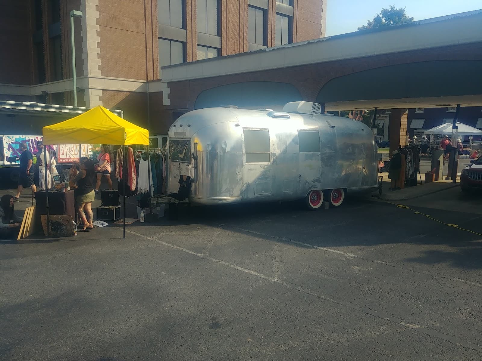 Clarksville Downtown Market - Image 1