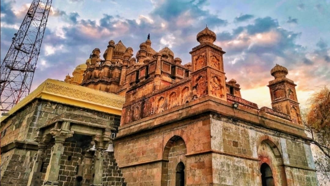 Bhuleshwar Temple Yavat - Image 1