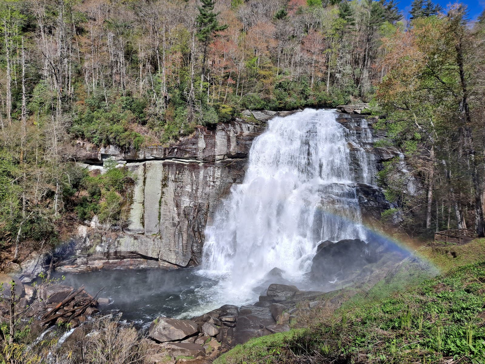 Rainbow Falls (Gorges) - Image 1