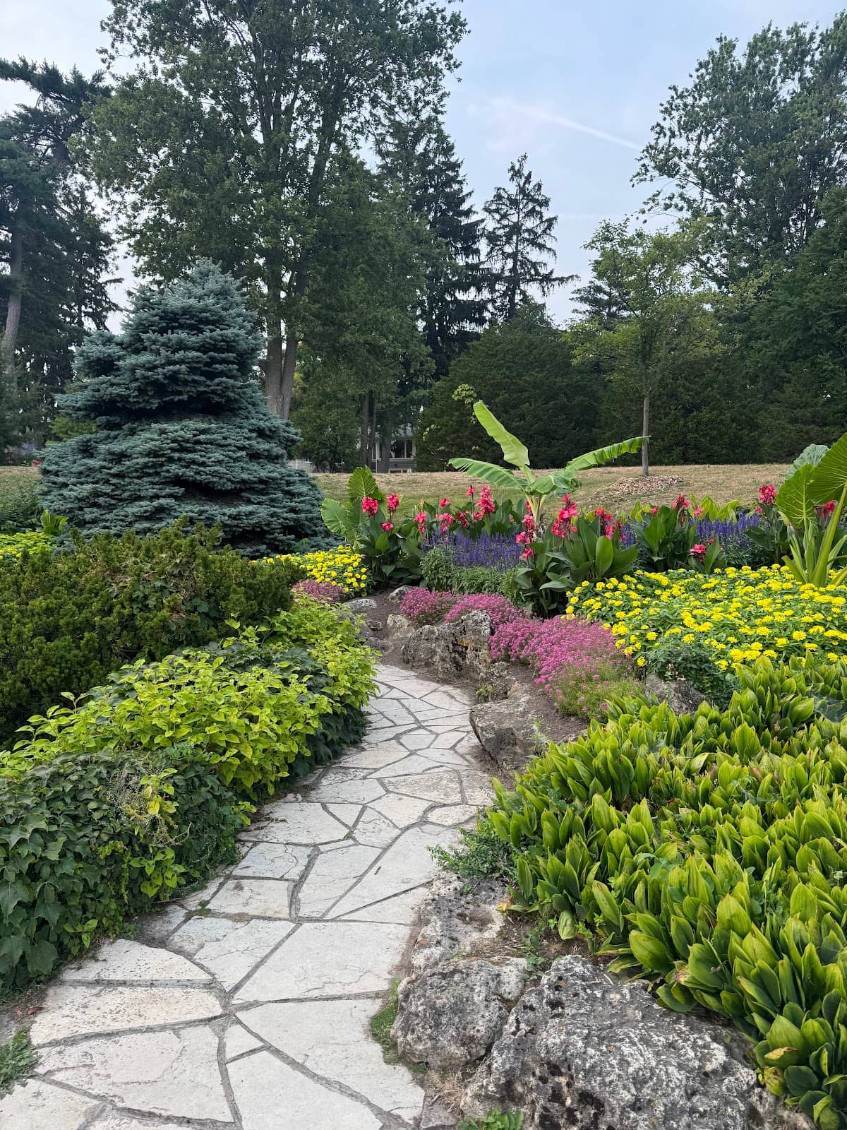 Downtown Oakville Ambiance