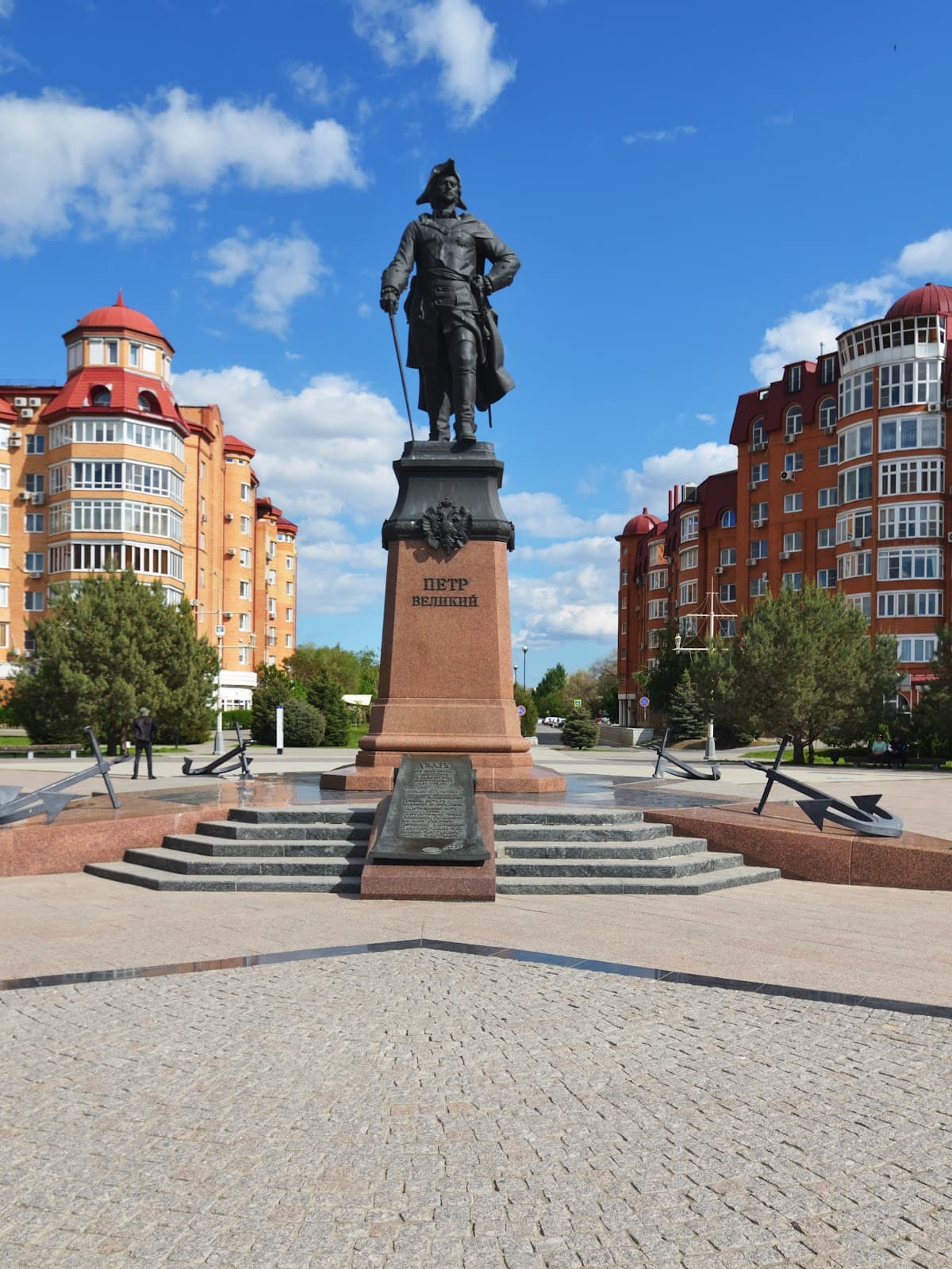 Volga Embankment - Image 1