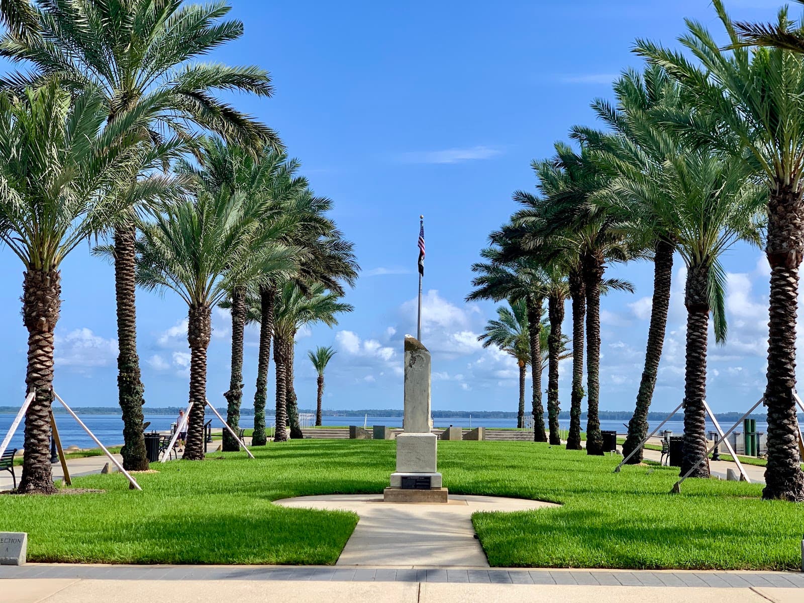 Veterans Memorial Park (Sanford) - Image 1