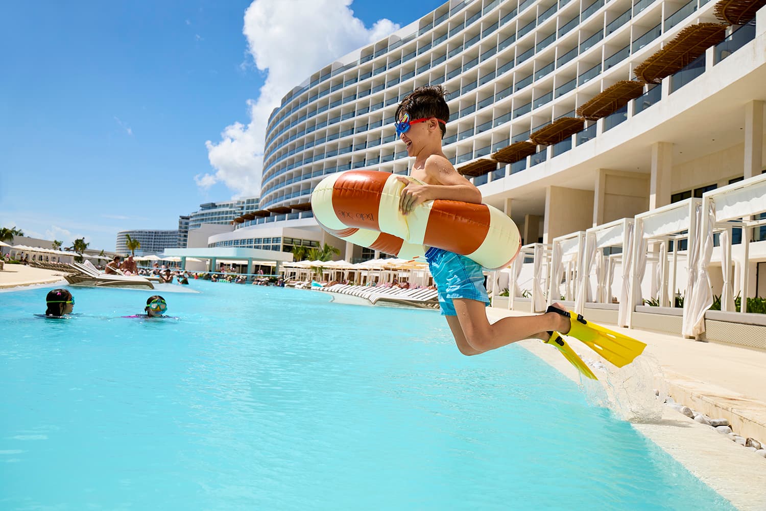 Ava Resort Cancun - Image 1