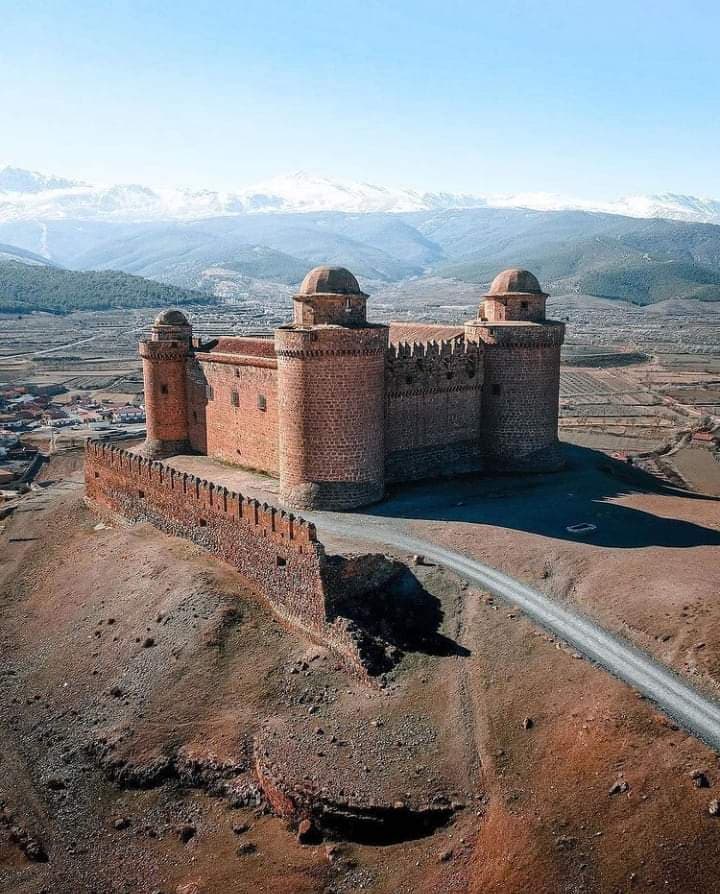 Castillo de La Calahorra - Image 1
