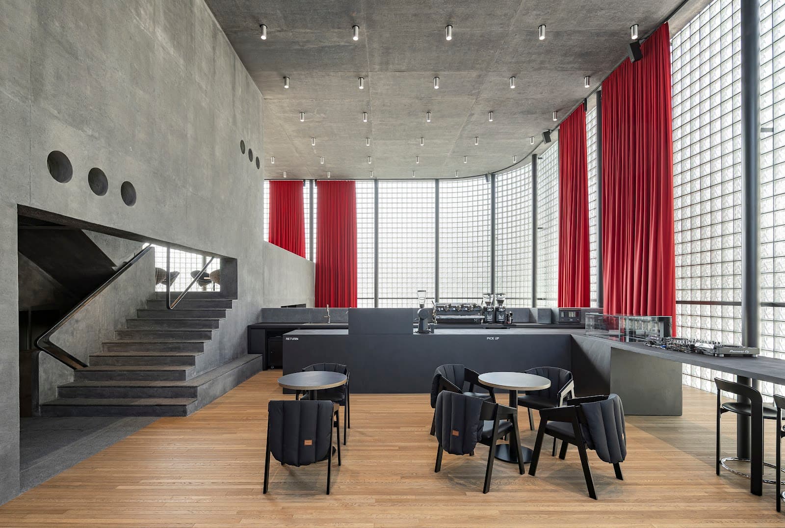 Café de Wooyoungmi - Image 1