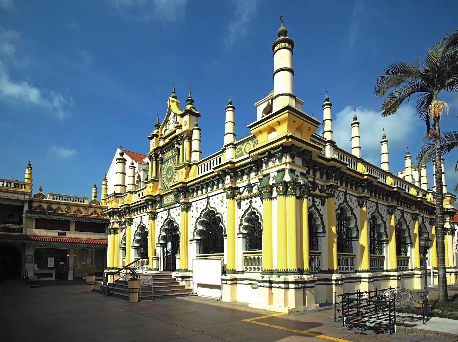 Abdul Gafoor Mosque Singapore - Image 1