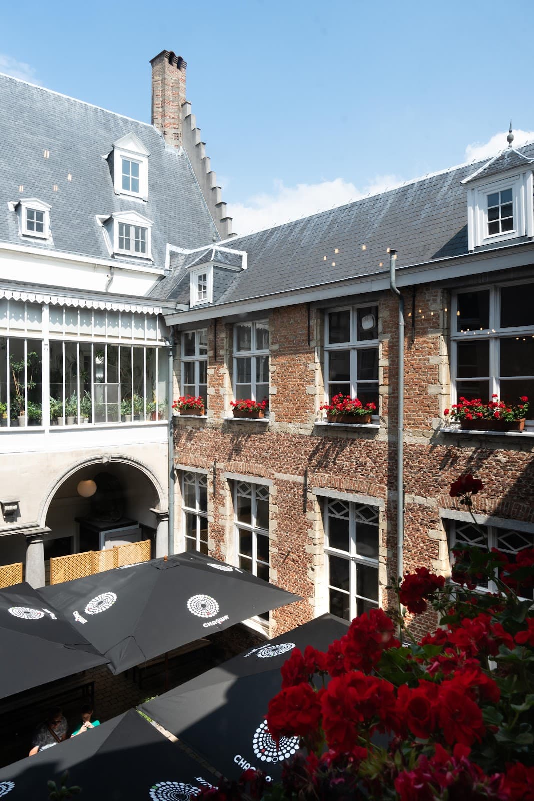 De Groote Witte Arend Antwerp - Image 1