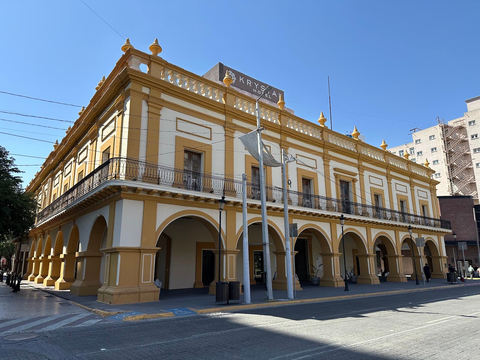 Metropolitan Museum Monterrey - Image 1