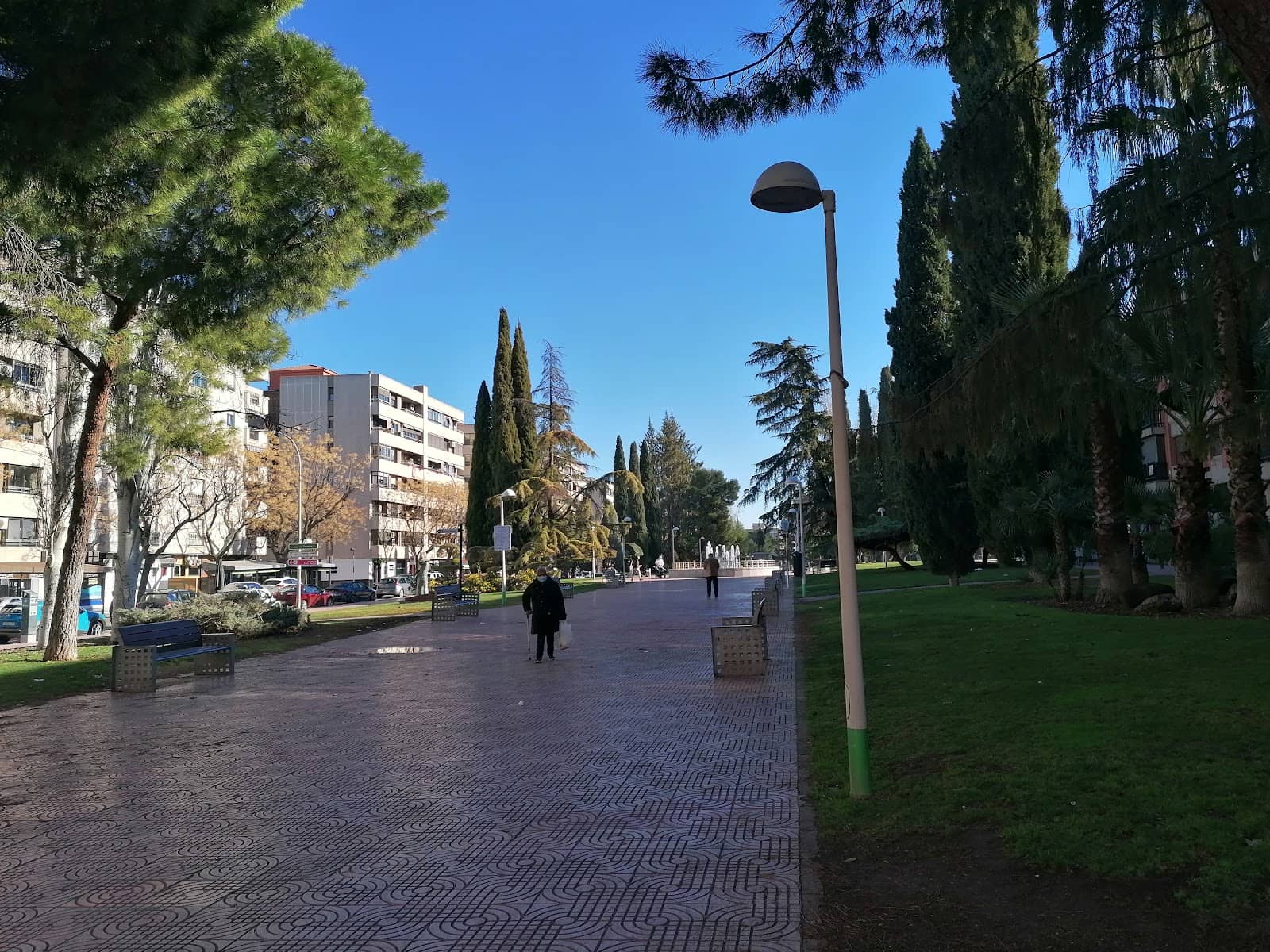 Surrounding Grounds