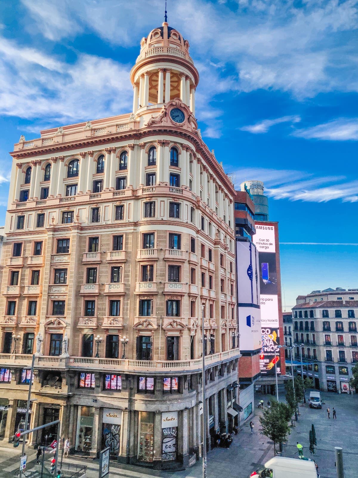Callao Neighborhood, Madrid - Image 1