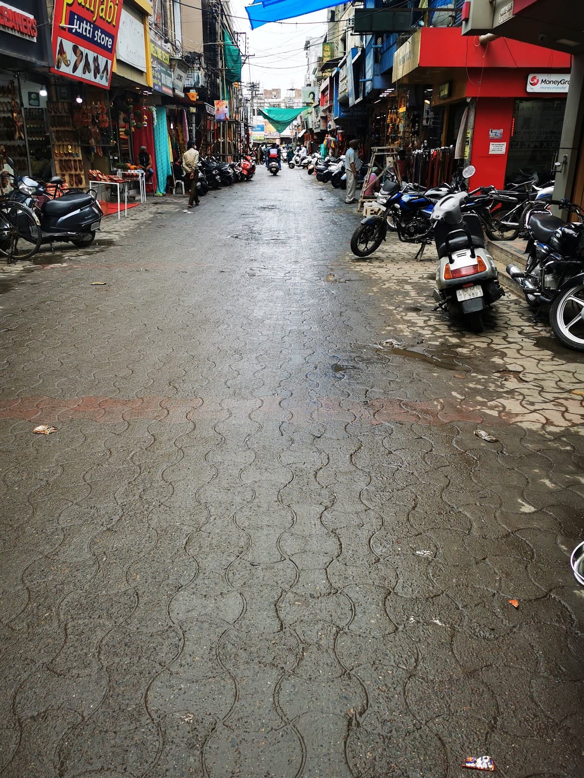 Adalat Bazaar - Image 1