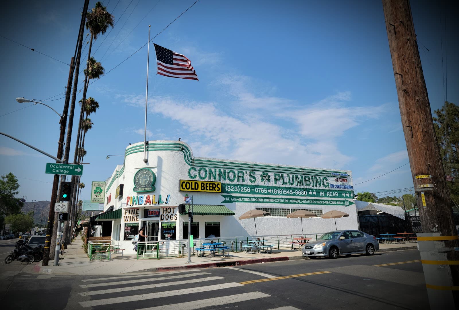 Walt's Bar - Image 1